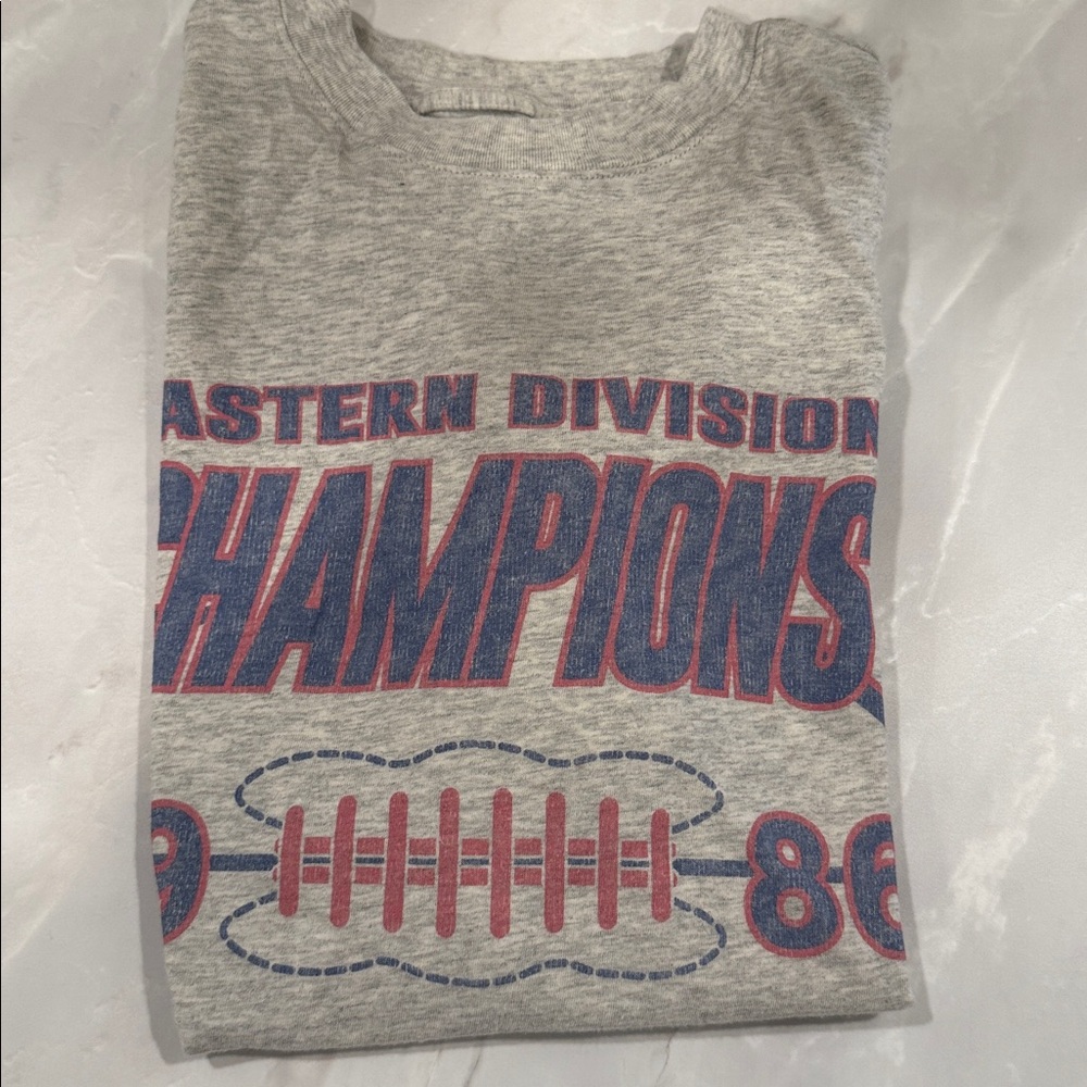 NWOT NY GIANTS NFL WOMENS TEE XS